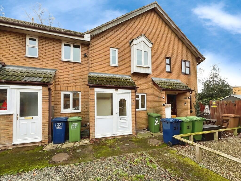 2 bed Mid Terraced House for rent in March. From Ellis Winters Estate Agents - March