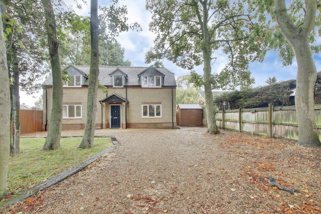 2 bed Detached for rent in March. From Ellis Winters Estate Agents - March