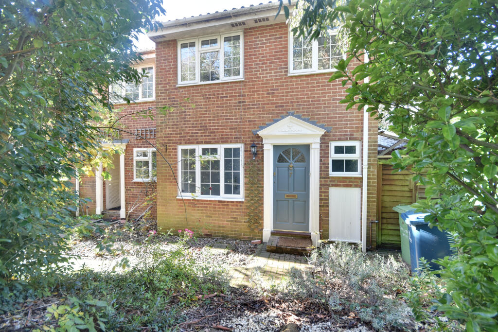 3 bed End Terraced House for rent in Pinner. From Gibbs Gillespie - Pinner