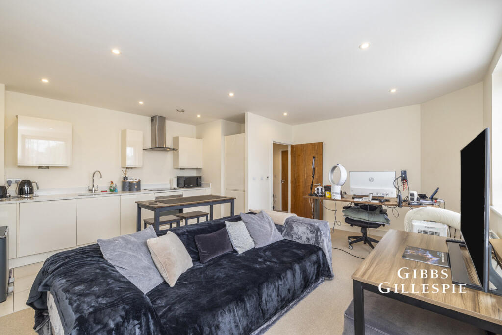 1 bed 1st Floor Flat for rent in Pinner. From Gibbs Gillespie - Pinner Sales 1 bed 1st Floor Flat for rent in Pinner. From Gibbs Gillespie - Pinner Sales