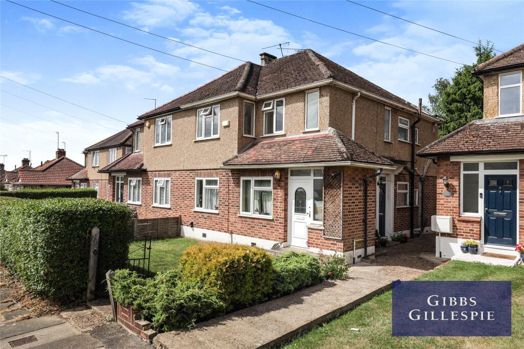 2 bed 1st Floor Flat for rent in Pinner. From Gibbs Gillespie - Pinner Sales