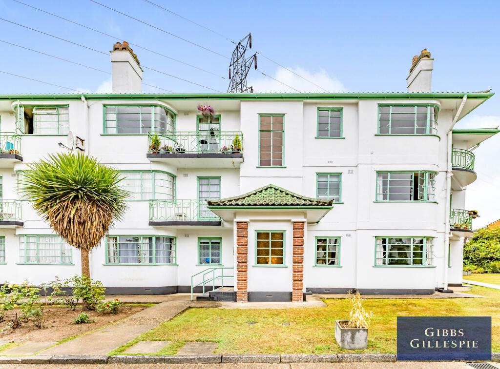 3 bed 1st Floor Flat for rent in Pinner. From Gibbs Gillespie - Pinner Sales