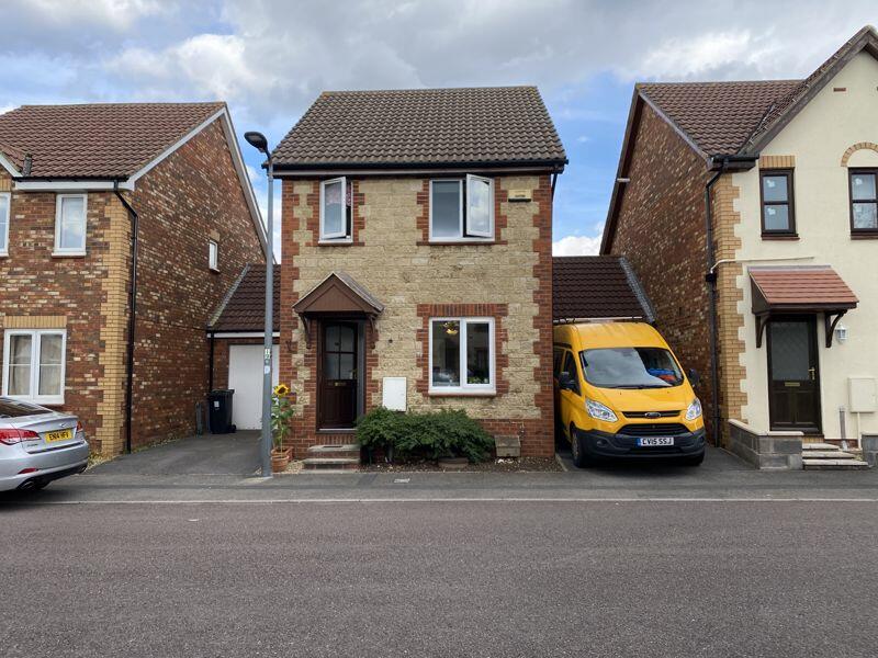 3 bed Detached House for rent in Bristol. From Life-Style Property Services