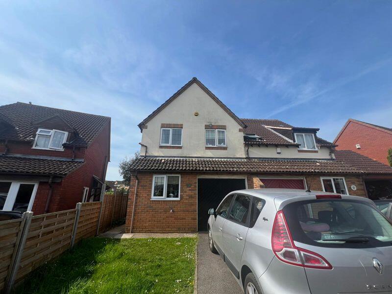 3 bed Semi-Detached House for rent in Bristol. From Life-Style Property Services