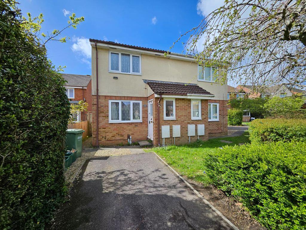 1 bed Semi Detached for rent in Bristol. From Lifestyle Property Services - Bradley Stoke
