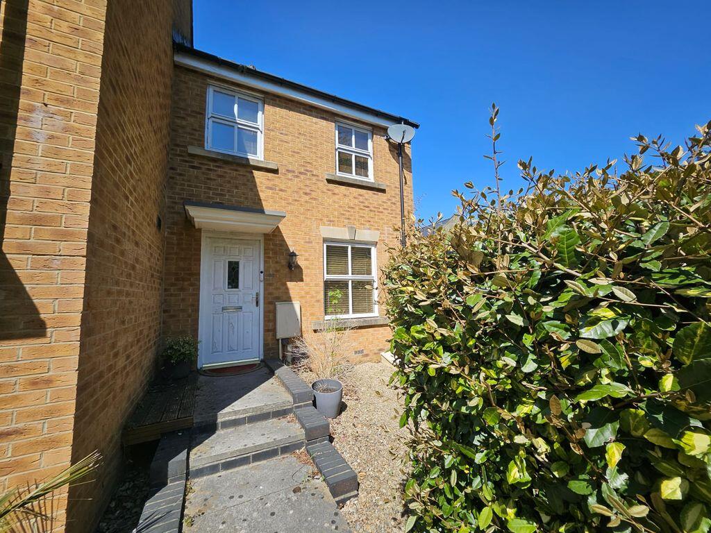 2 bed Mid Terraced House for rent in Broomhill. From Lifestyle Property Services - Bradley Stoke