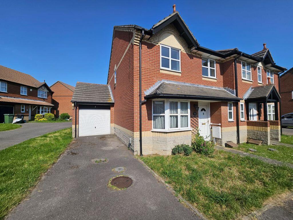 4 bed Semi Detached for rent in Almondsbury. From Lifestyle Property Services - Bradley Stoke