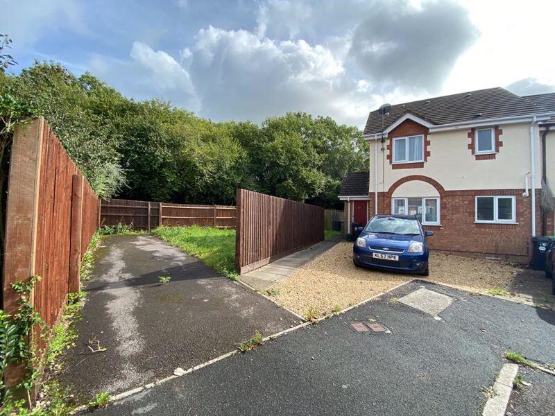 1 bed Detached for rent in Almondsbury. From Lifestyle Property Services - Bradley Stoke