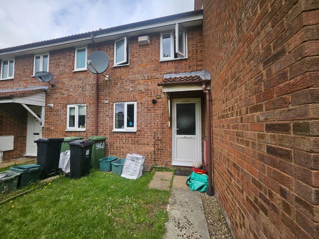2 bed Mid Terraced House for rent in Almondsbury. From Lifestyle Property Services - Bradley Stoke