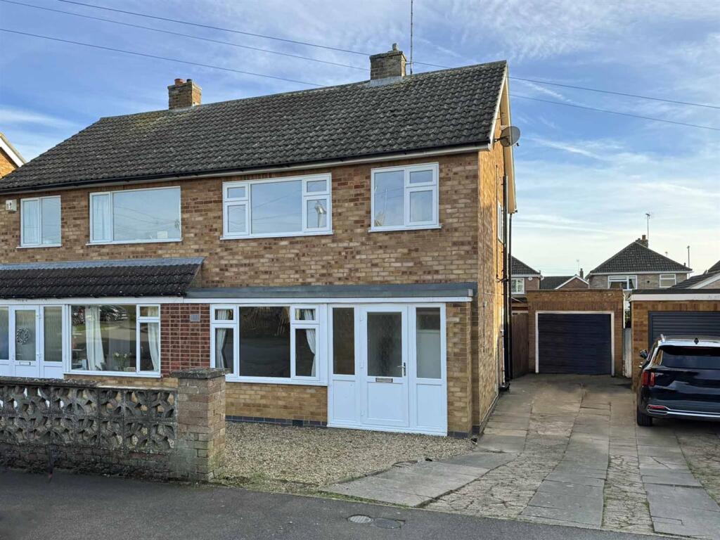 3 bed Semi Detached for rent in Stamford. From Goodwin Property Services - Stamford