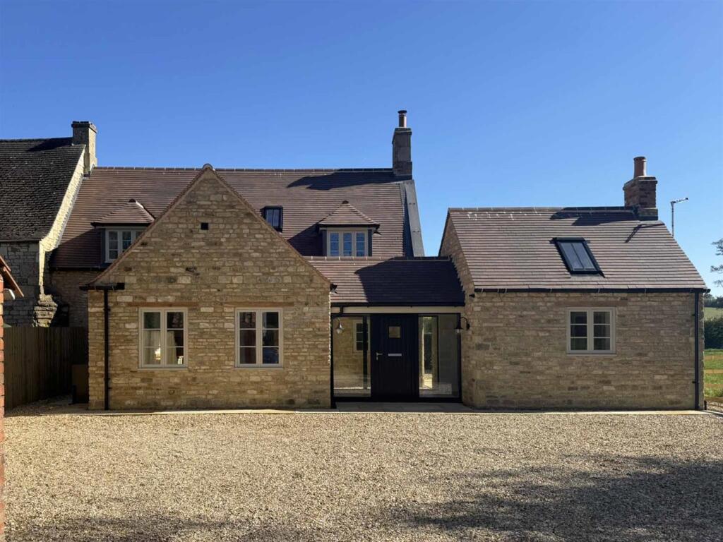 3 bed Semi Detached for rent in Empingham. From Goodwin Property Services - Stamford