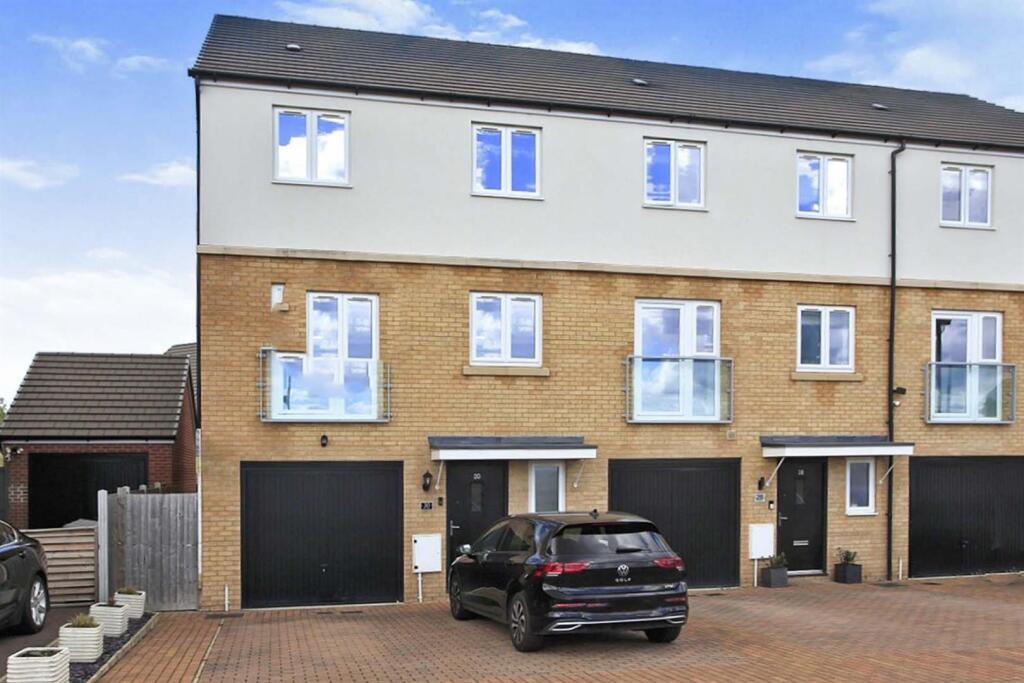 5 bed Detached for rent in Yaxley. From Goodwin Property Services - Stamford 5 bed Detached for rent in Yaxley. From Goodwin Property Services - Stamford