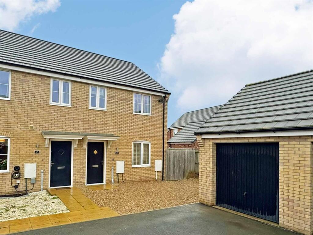 3 bed End of Terrace for rent in Peterborough. From Goodwin Property Services - Stamford