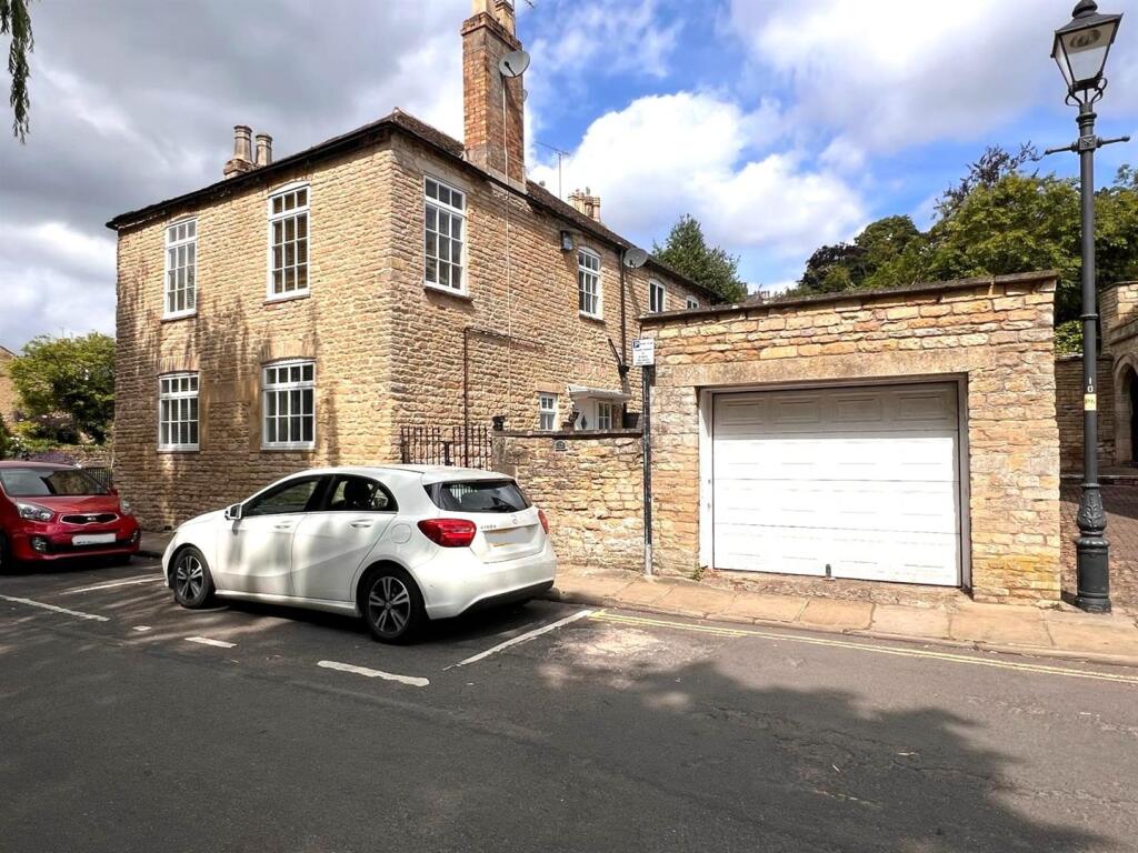 2 bed Cottage for rent in Stamford. From Goodwin Property Services - Stamford 2 bed Cottage for rent in Stamford. From Goodwin Property Services - Stamford