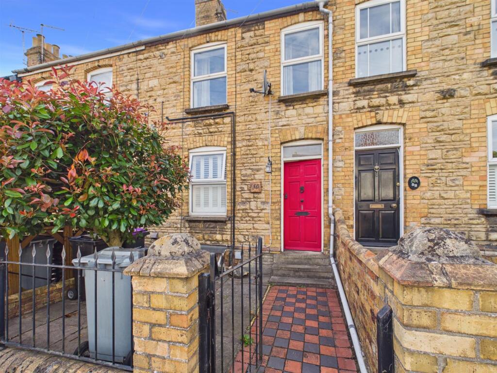 2 bed Mid Terraced House for rent in Stamford. From Goodwin Property Services - Stamford