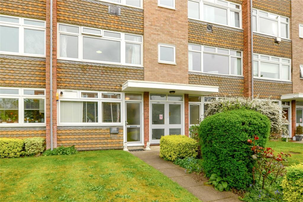 2 bed 1st Floor Flat for rent in Rickmansworth. From Gibbs Gillespie - Rickmansworth Sales