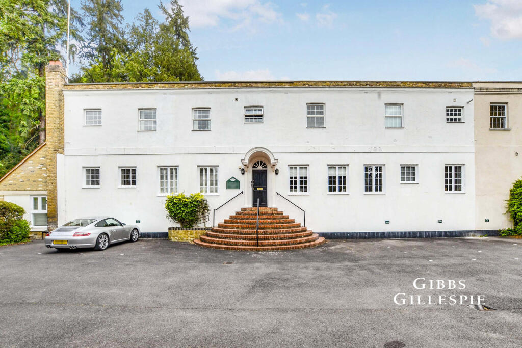 2 bed 1st Floor Flat for rent in Chorleywood. From Gibbs Gillespie - Rickmansworth Sales