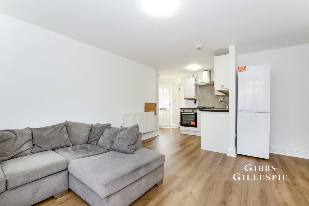 1 bed 1st Floor Flat for rent in Watford. From Gibbs Gillespie - Rickmansworth Sales