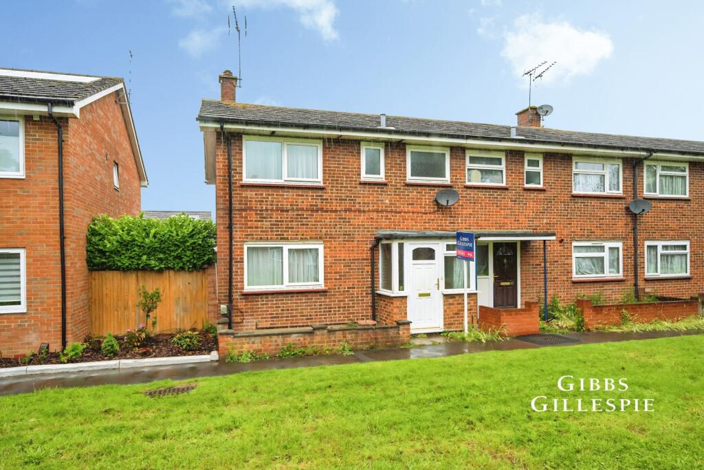 3 bed Mid Terraced House for rent in Watford. From Gibbs Gillespie - Rickmansworth Sales