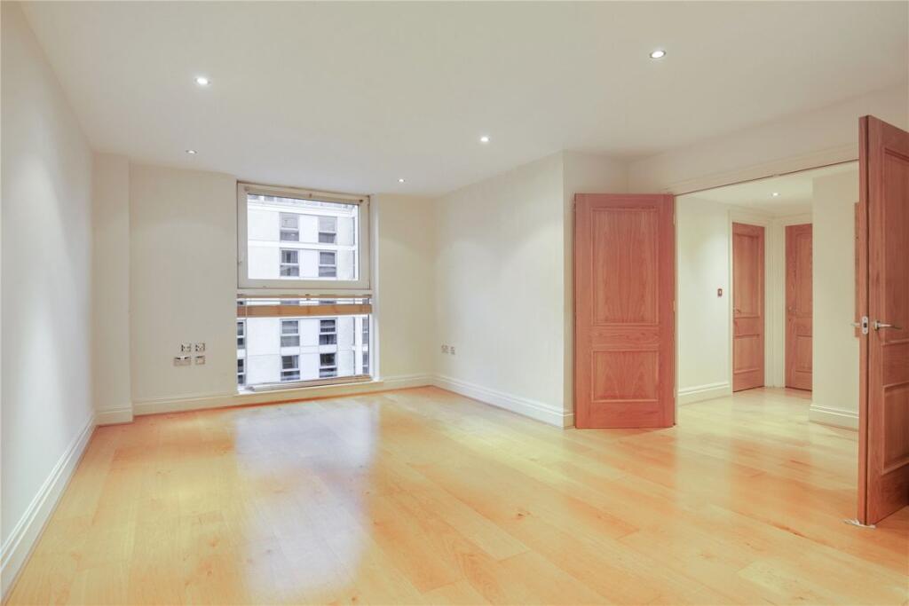 2 bed 1st Floor Flat for rent in London. From Marsh & Parsons - Fulham