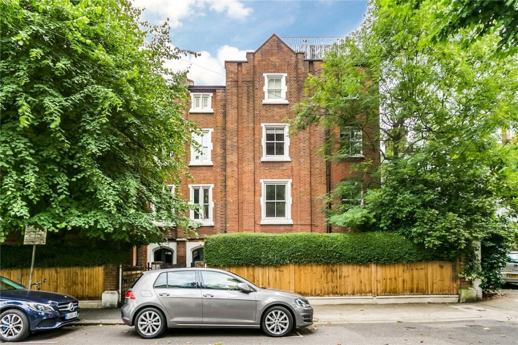 2 bed 1st Floor Flat for rent in London. From Marsh & Parsons - Fulham