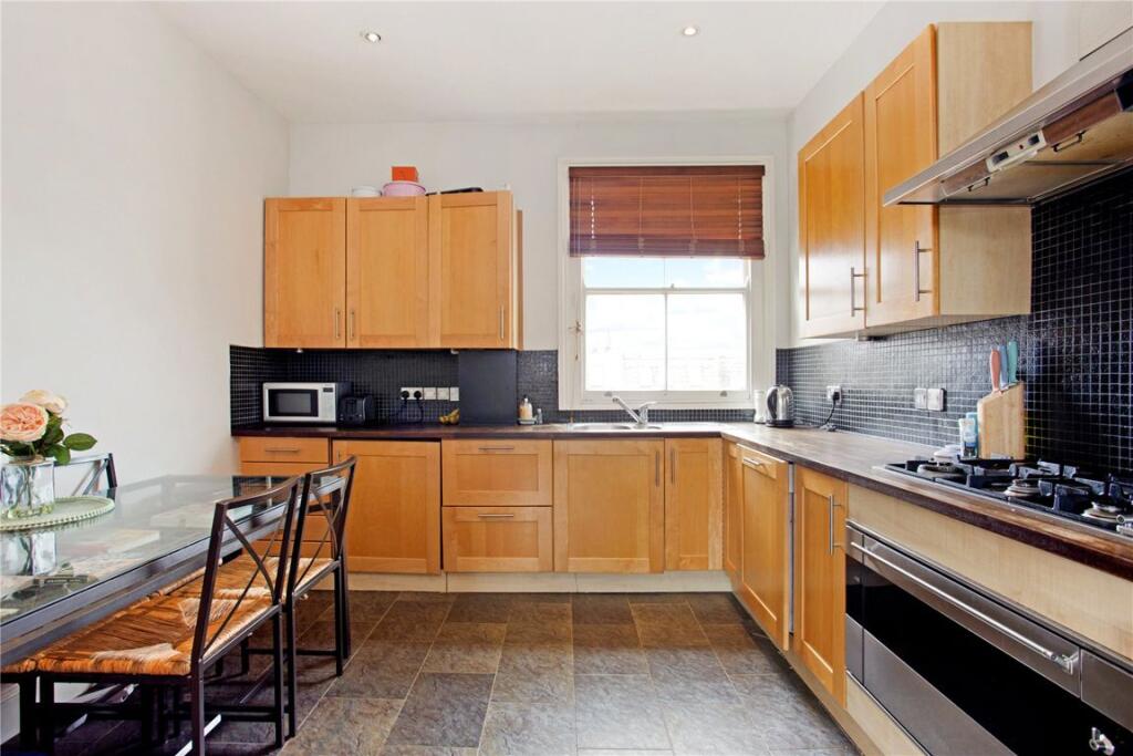 3 bed Annexe for rent in Fulham. From Marsh & Parsons - Fulham