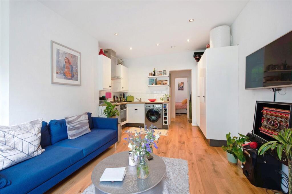 1 bed 1st Floor Flat for rent in Fulham. From Marsh & Parsons - Fulham