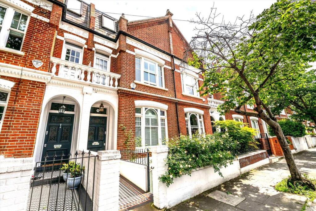 5 bed Mid Terraced House for rent in Fulham. From Marsh & Parsons - Fulham 5 bed Mid Terraced House for rent in Fulham. From Marsh & Parsons - Fulham