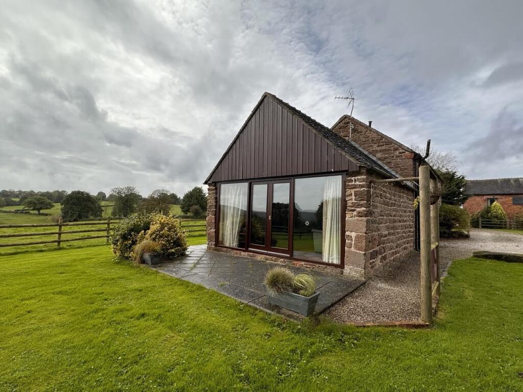 2 bed Detached for rent in Kingsley Holt. From Graham Watkins - Leek