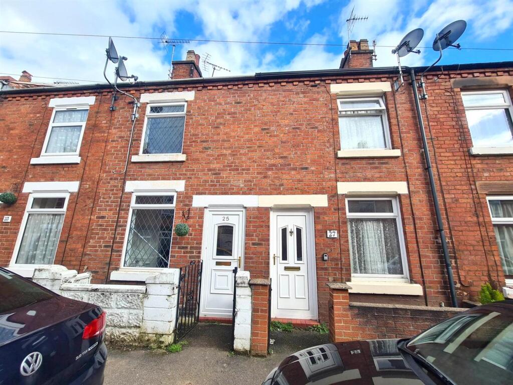 2 bed Mid Terraced House for rent in Leek. From Graham Watkins - Leek 2 bed Mid Terraced House for rent in Leek. From Graham Watkins - Leek
