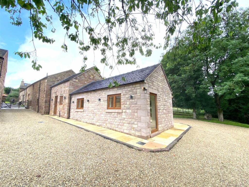 2 bed Semi Detached for rent in Rushton Spencer. From Graham Watkins - Leek 2 bed Semi Detached for rent in Rushton Spencer. From Graham Watkins - Leek