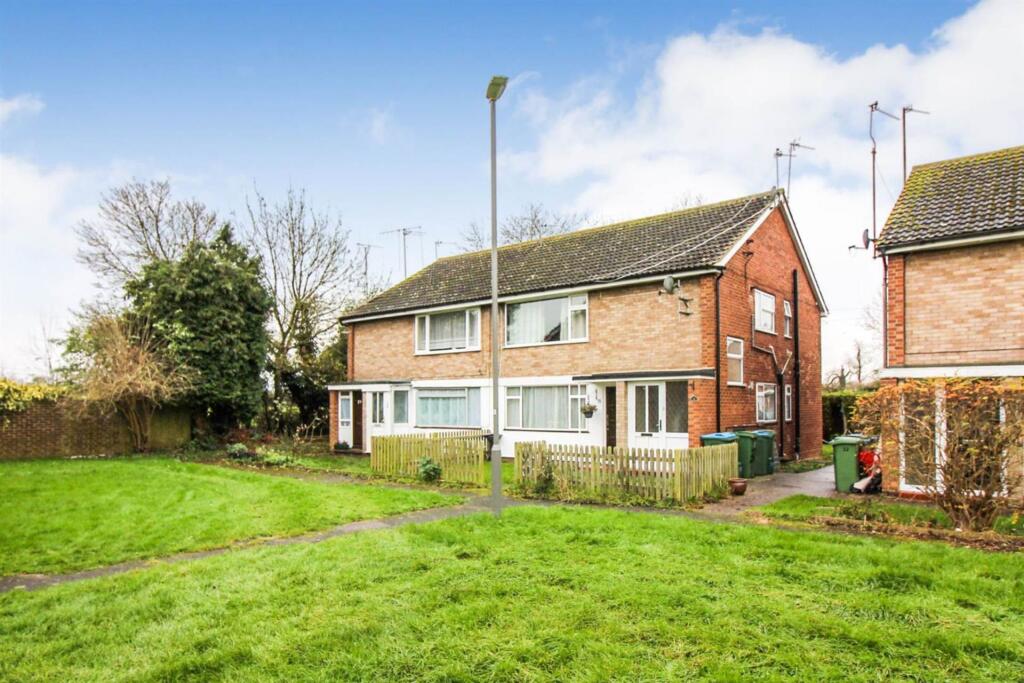 2 bed Annexe for rent in Weston Turville. From Hillyards Estate Agents - Aylesbury 2 bed Annexe for rent in Weston Turville. From Hillyards Estate Agents - Aylesbury
