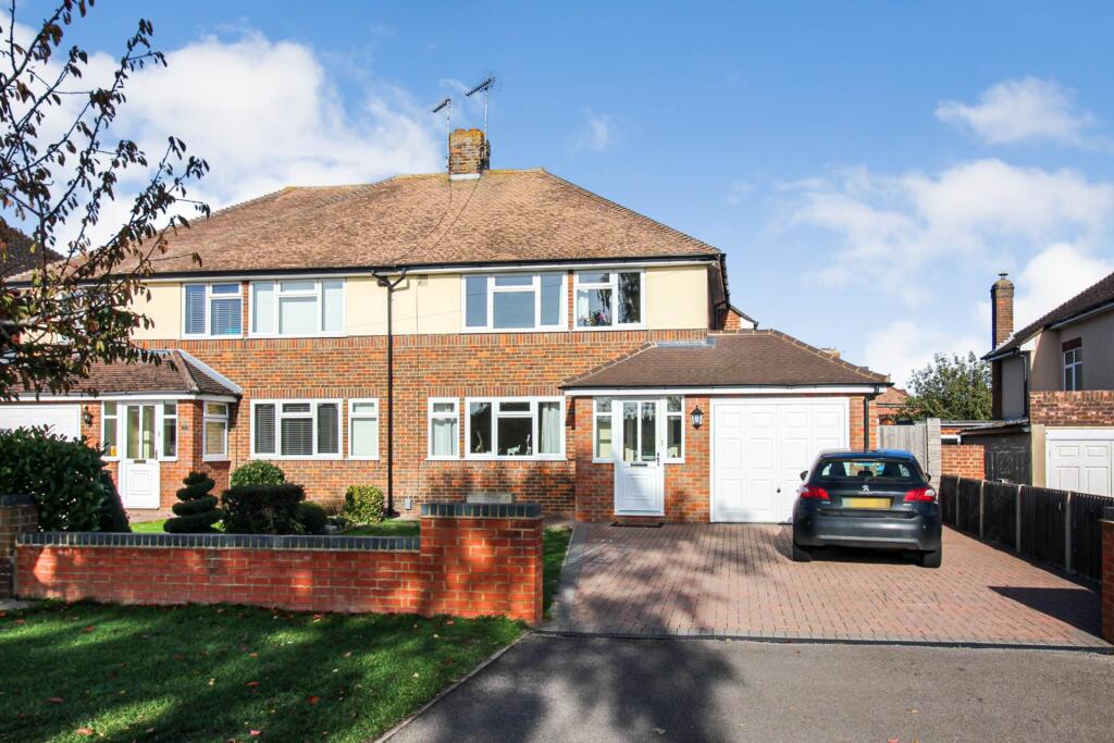 3 bed Detached for rent in Aylesbury. From Hillyards Estate Agents - Aylesbury 3 bed Detached for rent in Aylesbury. From Hillyards Estate Agents - Aylesbury