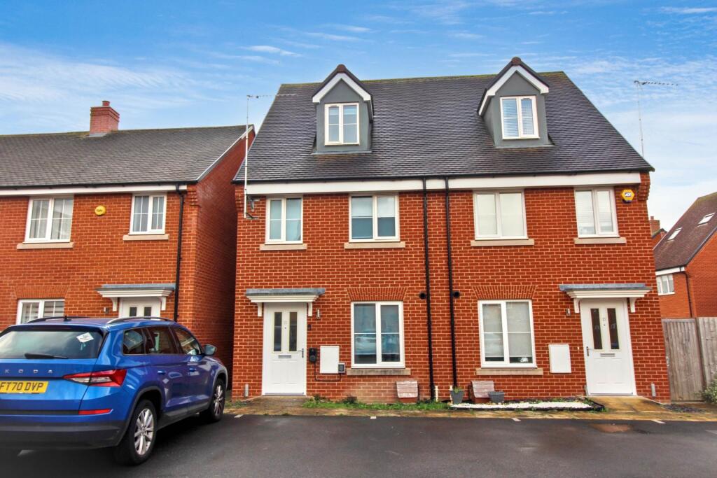 3 bed Semi Detached for rent in Aylesbury. From Hillyards Estate Agents - Aylesbury
