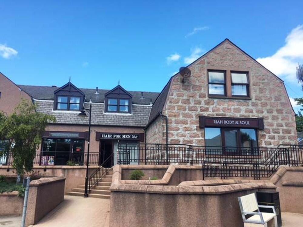 1 bed 1st Floor Flat for rent in Banchory. From Homeguard Leasing - Aberdeen 1 bed 1st Floor Flat for rent in Banchory. From Homeguard Leasing - Aberdeen