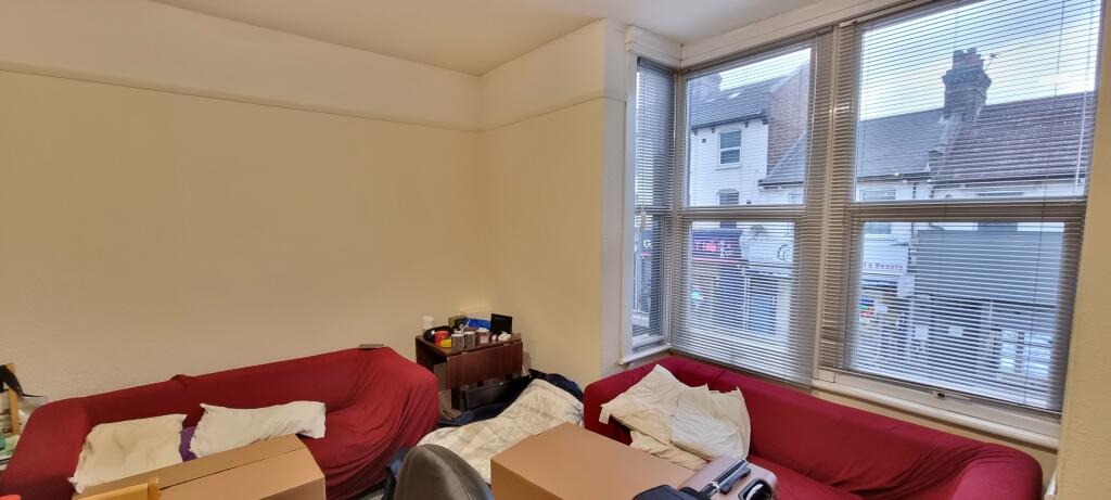 1 bed Flat for rent in London. From Waltham Estates