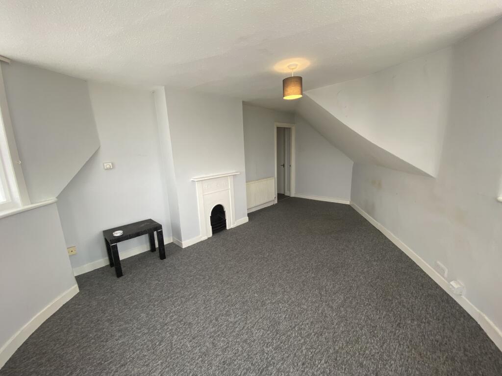 1 bed 1st Floor Flat for rent in Woodford. From Waltham Estates
