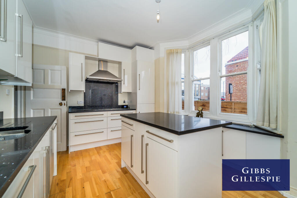4 bed End Terraced House for rent in Harrow. From Gibbs Gillespie - Harrow