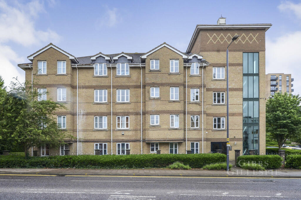 2 bed 1st Floor Flat for rent in Harrow. From Gibbs Gillespie - Harrow Sales