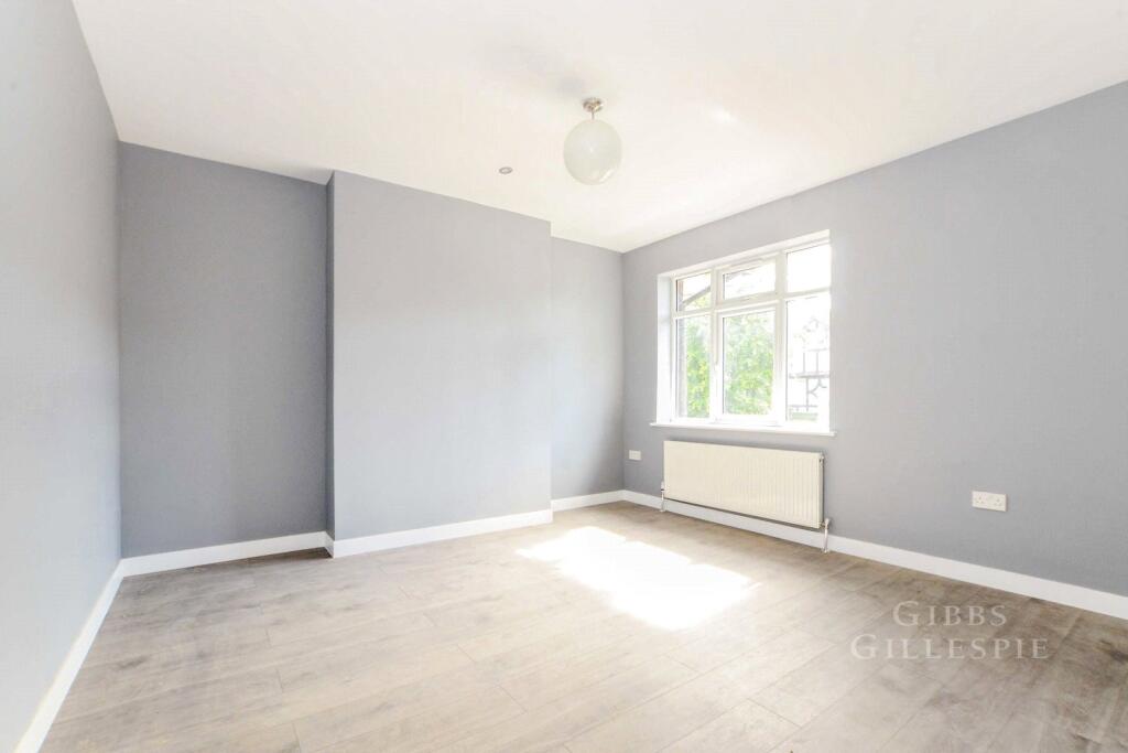 1 bed House Share for rent in Pinner. From Gibbs Gillespie - Harrow Sales