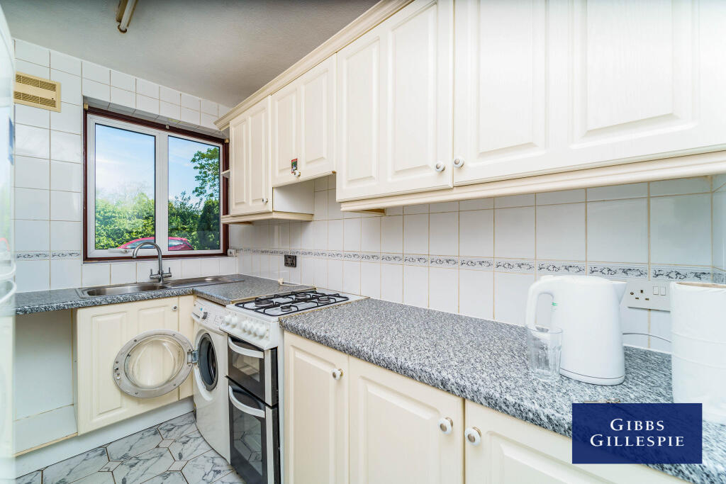 2 bed Detached for rent in Kenton. From Gibbs Gillespie - Harrow Sales