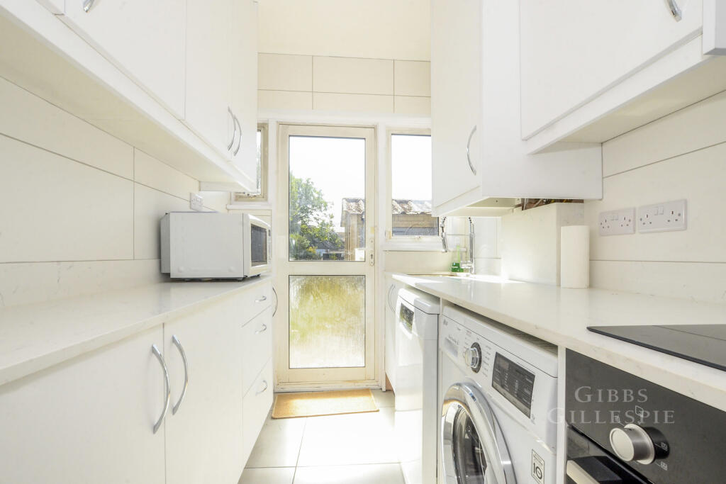 3 bed Semi Detached for rent in Harrow. From Gibbs Gillespie - Harrow Sales