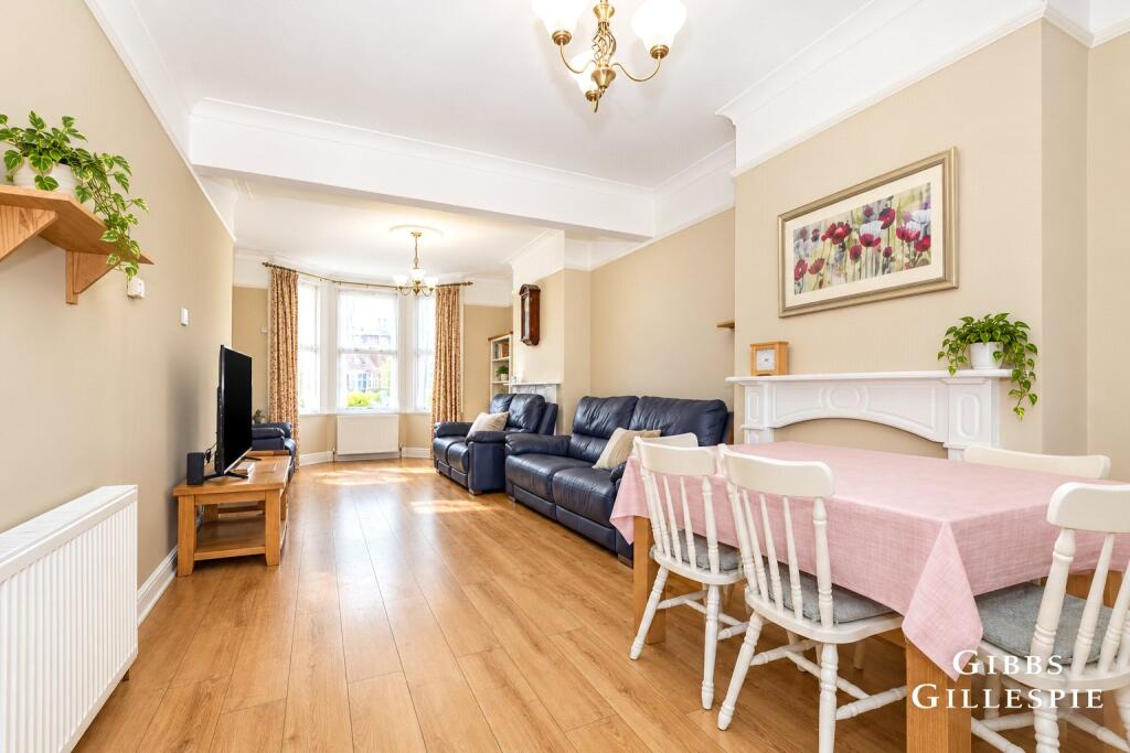 3 bed Mid Terraced House for rent in Harrow. From Gibbs Gillespie - Harrow Sales 3 bed Mid Terraced House for rent in Harrow. From Gibbs Gillespie - Harrow Sales