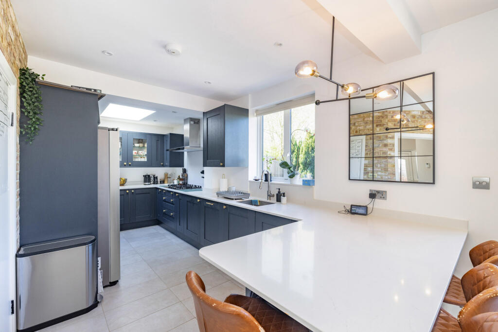 4 bed Semi Detached for rent in Northwood. From Gibbs Gillespie - Northwood