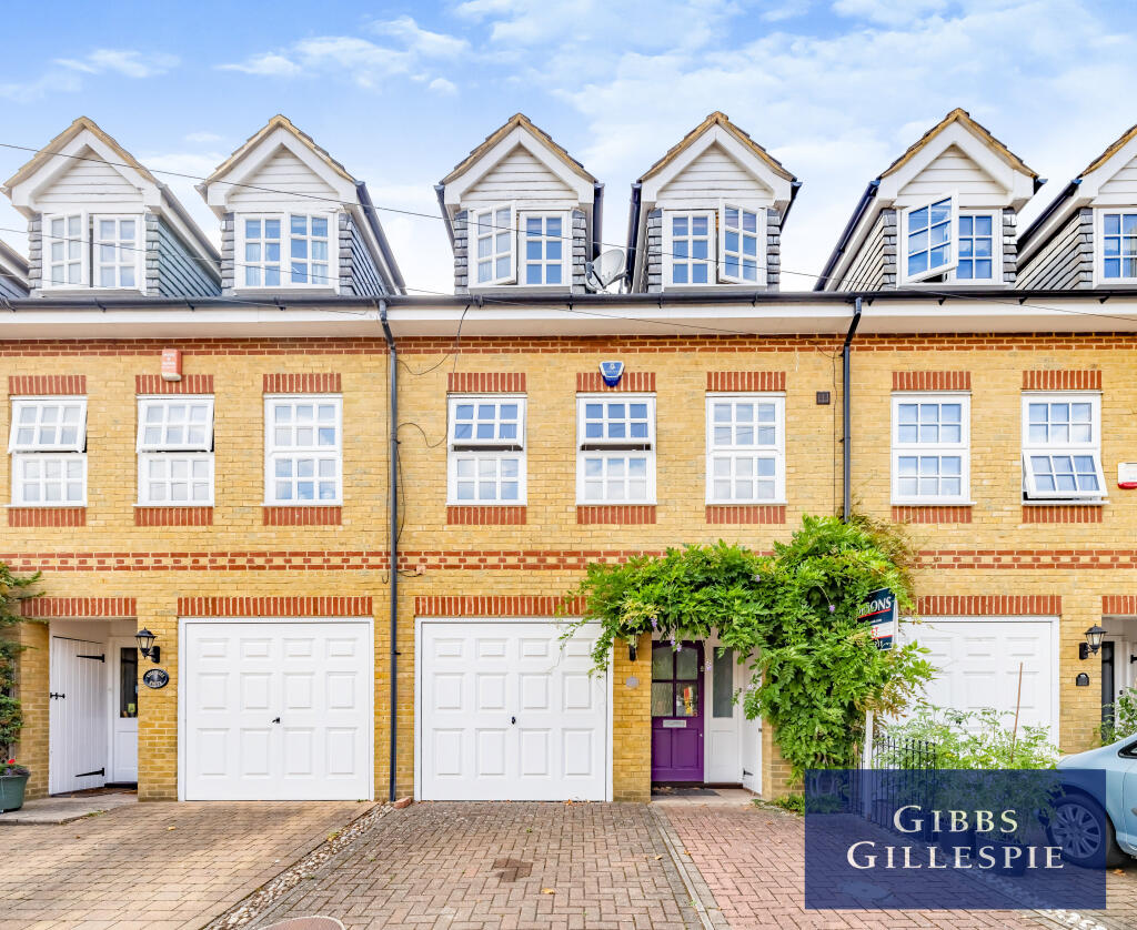 4 bed Mid Terraced House for rent in Northwood. From Gibbs Gillespie - Northwood