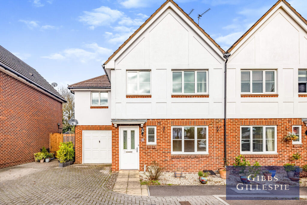 4 bed Semi Detached for rent in Watford. From Gibbs Gillespie - Northwood