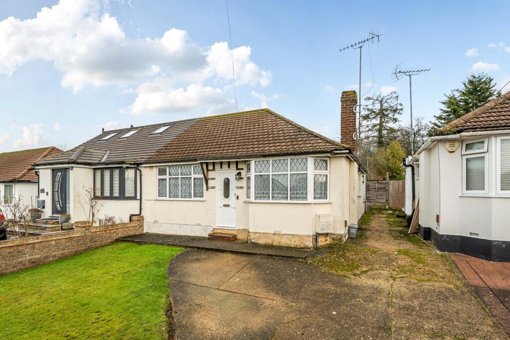 2 bed Bungalow for rent in Bushey. From Gibbs Gillespie - Northwood