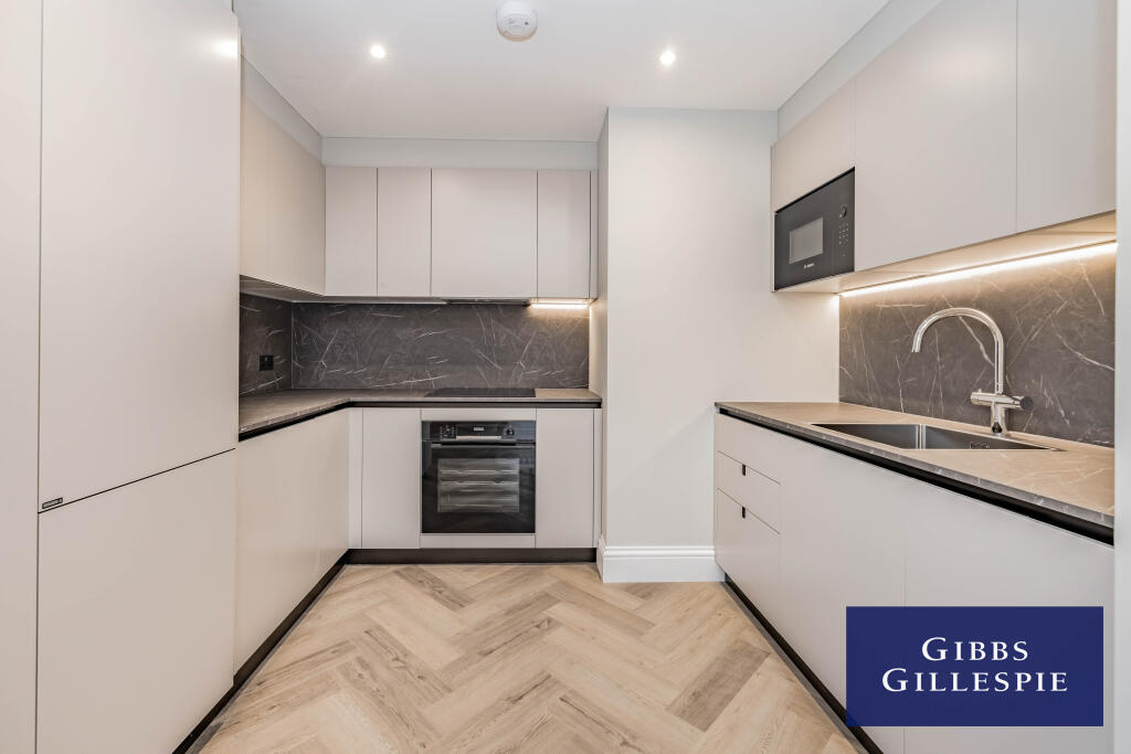1 bed 1st Floor Flat for rent in Northwood. From Gibbs Gillespie - Northwood