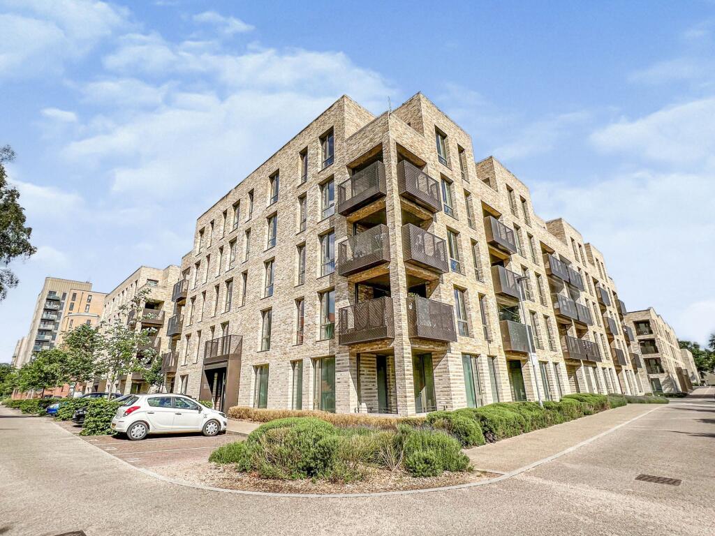 2 bed 1st Floor Flat for rent in Stanmore. From Phillip Shaw Ltd