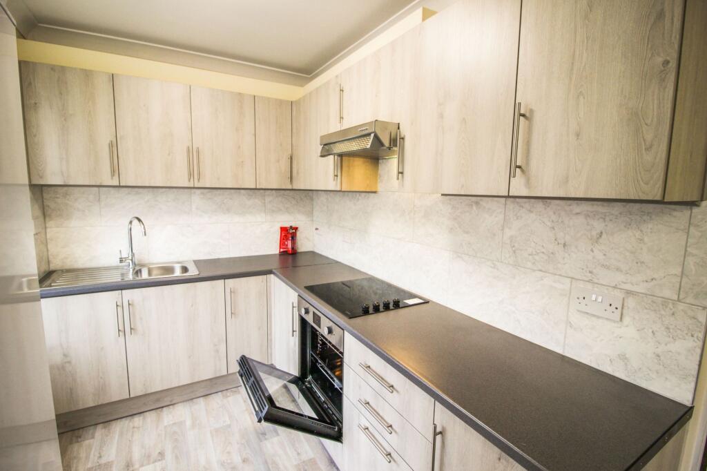 2 bed Apartment for rent in Harrow. From Phillip Shaw Ltd